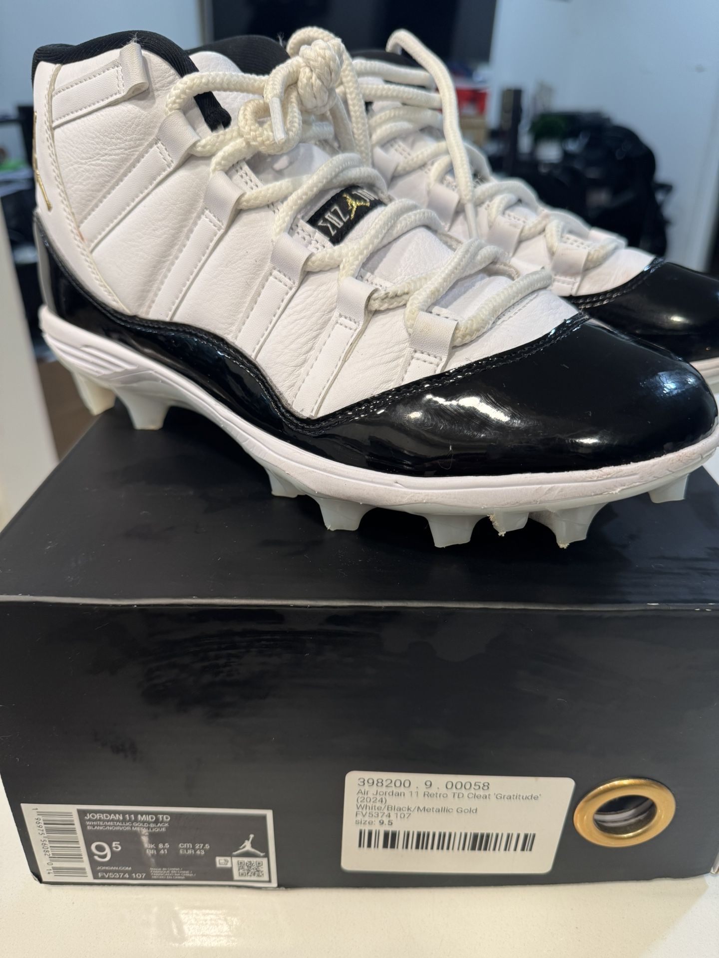 Air Jordan 11 Mid TD Cleat 'Gratitude'