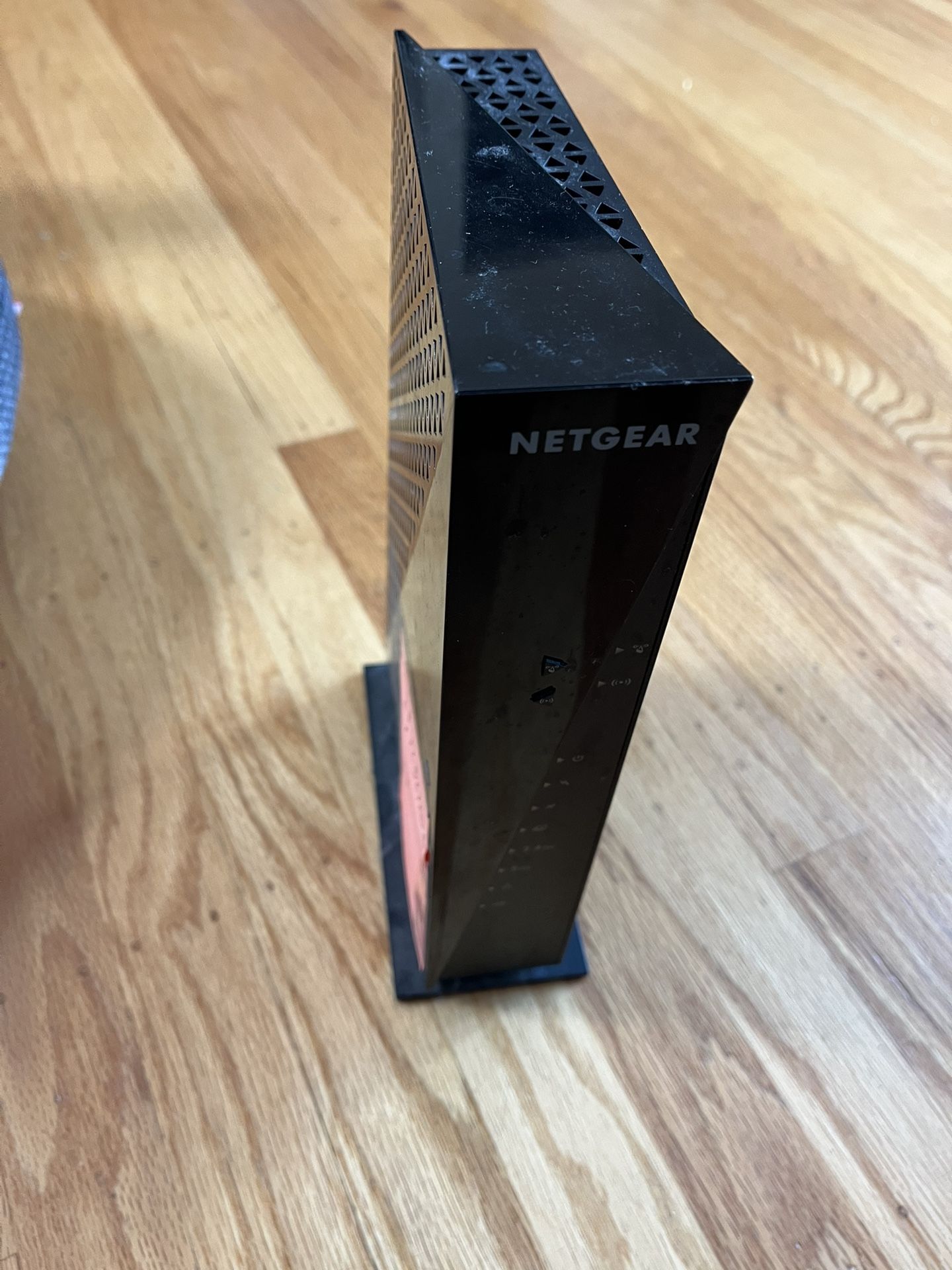 Netgear AC1750 C6300 Modem Router Combo