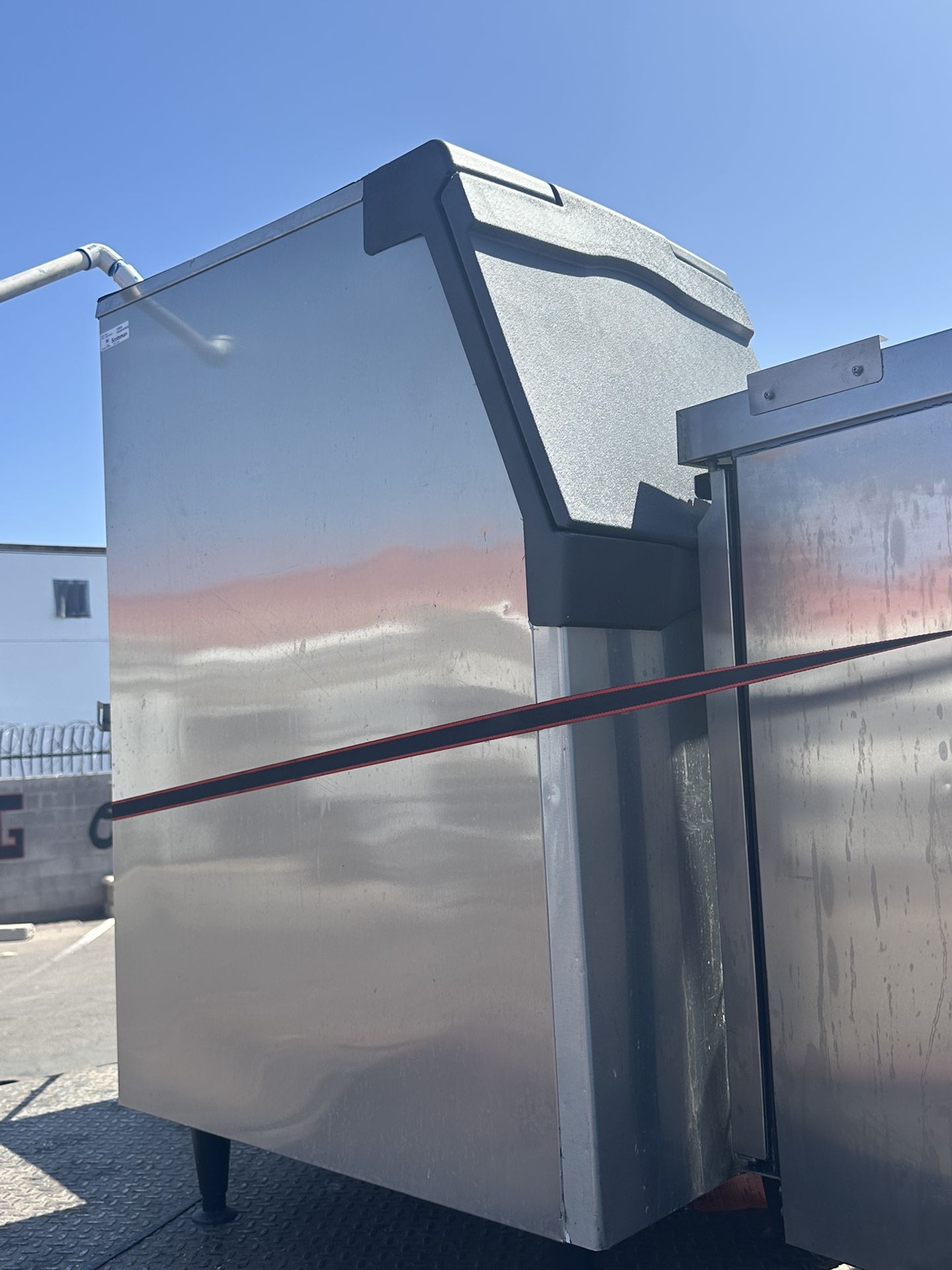 ice machine