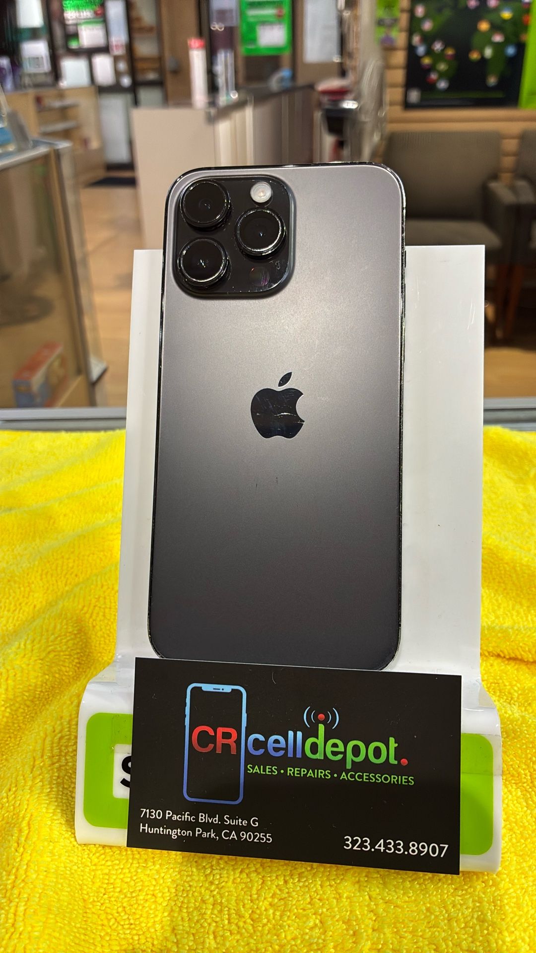 14pro Max /256 GB factory unlocked for any carrier / 256GB liberado para cualquier compañía