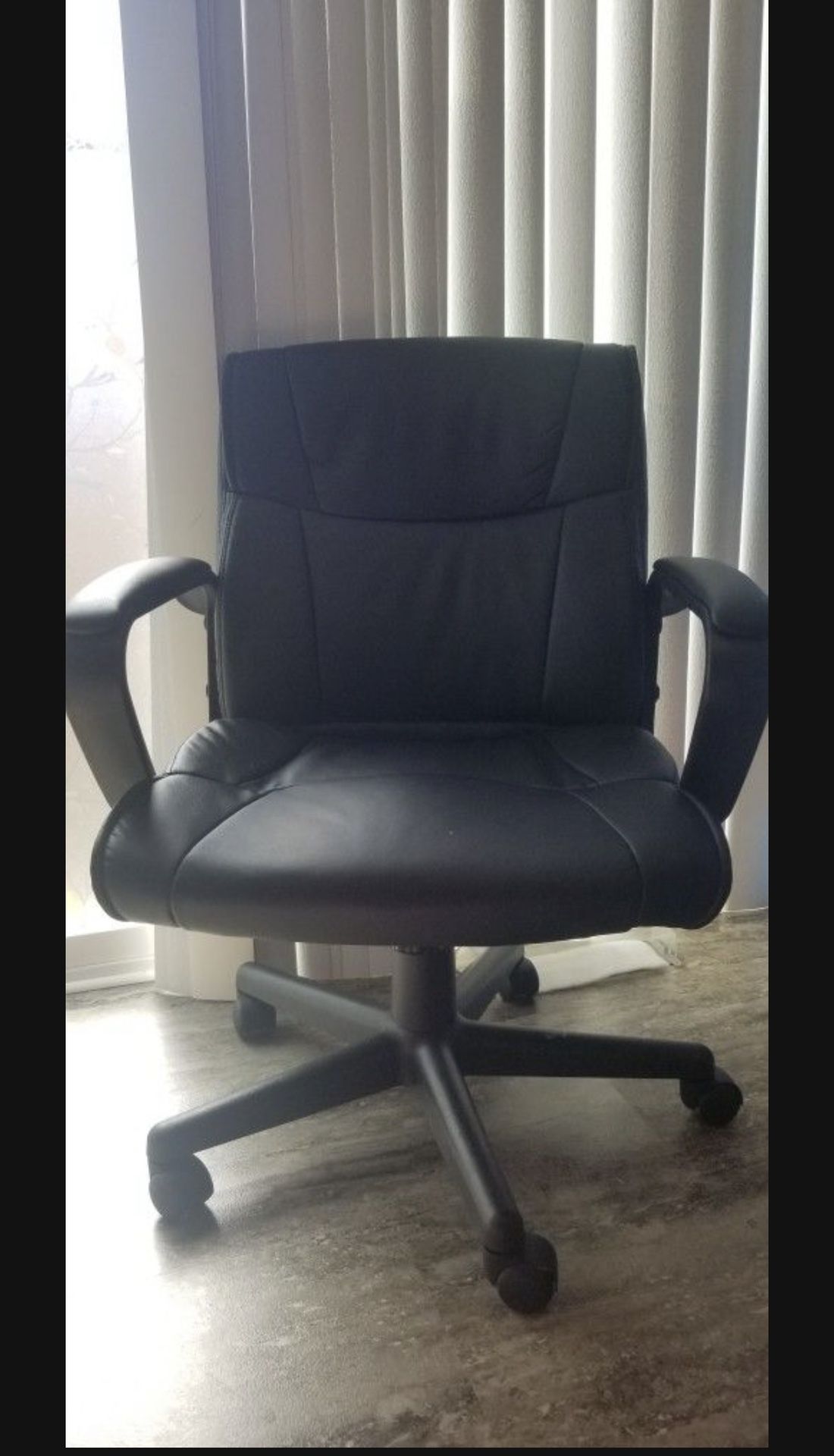 Office Chair(fixed Price)