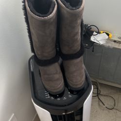 Uggs Sunburst Gray Boots