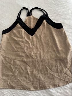 New women's top, size S