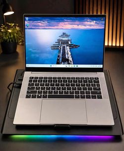 Razer blade 14" Gaming Laptop - Ryzen 9 7940HS, RTX 4070, 32gig RAM, 1TB SSD