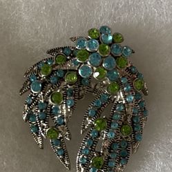 Brooch