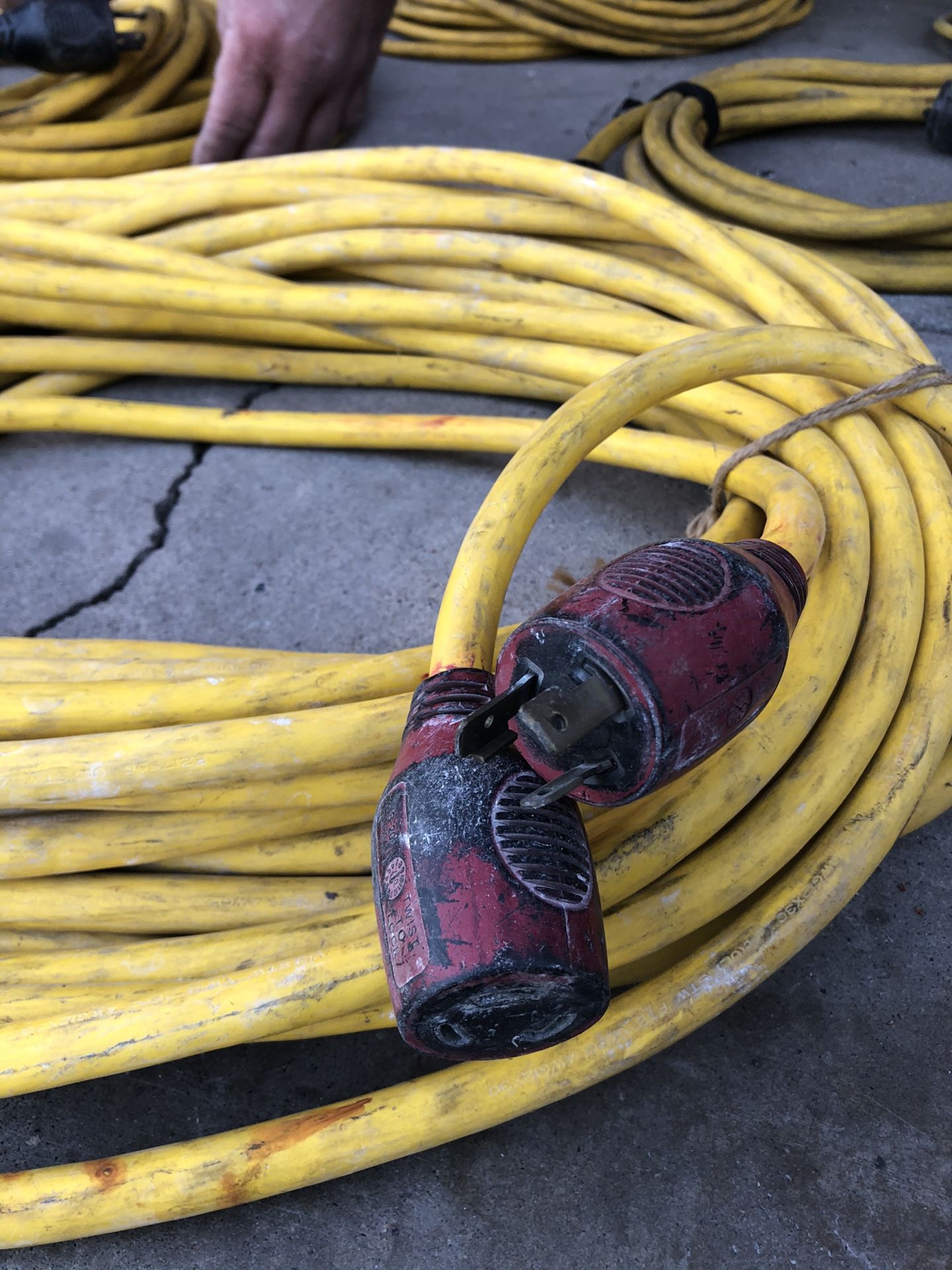 220 Pigtail Cords