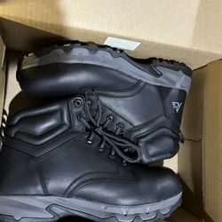 WORK STEEL TOE BOOTS ( Brand new )!