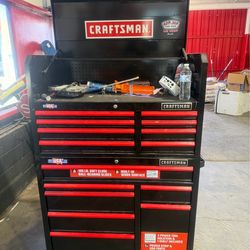 CRAFTSMAN rolling tool cabinet