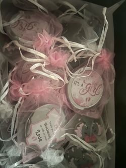 Baby shower favors