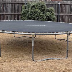Trampoline