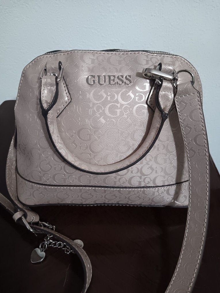 Brand New Lite Pink Metallic GUESS Handbag Purse