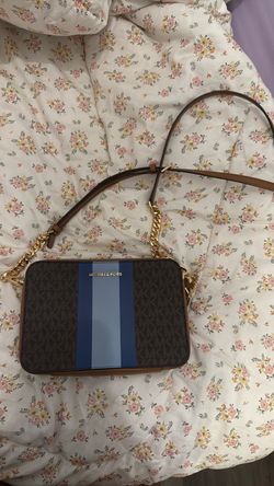 Printed Micheal Kors crossbody bag
