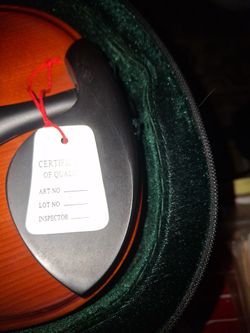 Violin with Case and Quality Tag