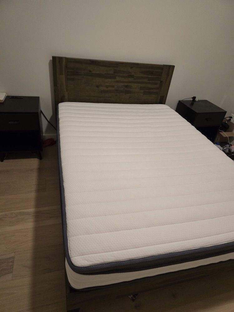 Full Sized Bed