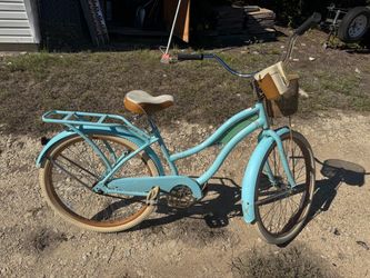 Huffy Nel Lusso Cruiser Bike
