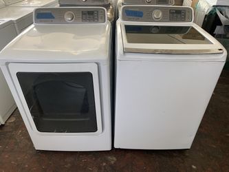 New with some dents or scratches Samsung top load washer and electric dryer set