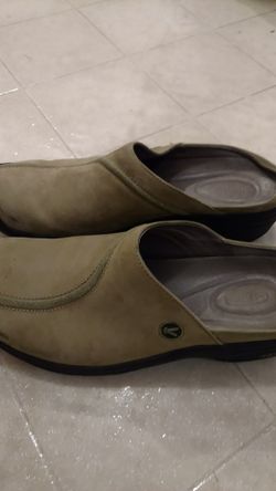 Keen slip on shoes size 11