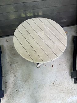 Adirondack table and two chairs