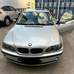 2005 BMW 325xi 