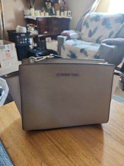New Michael kors purses