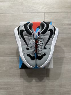 Nike Max Attack Travis Scott 