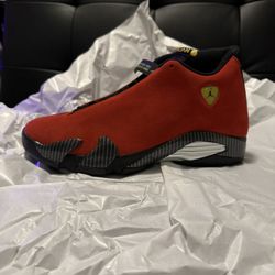 Retro 14 Ferrari DEADSTOCK SZ 9.5