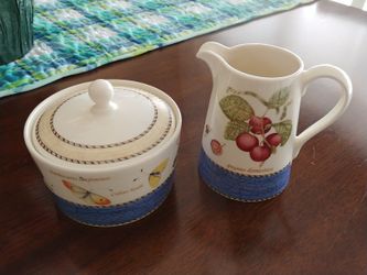 Wedgwood Sugar Bowl and Creamer-New