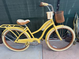 Yellow Huffy 26" Nel Lusso Women's Cruiser Bike with Perfect Fit Frame