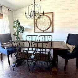 Dining Set with Wall Art