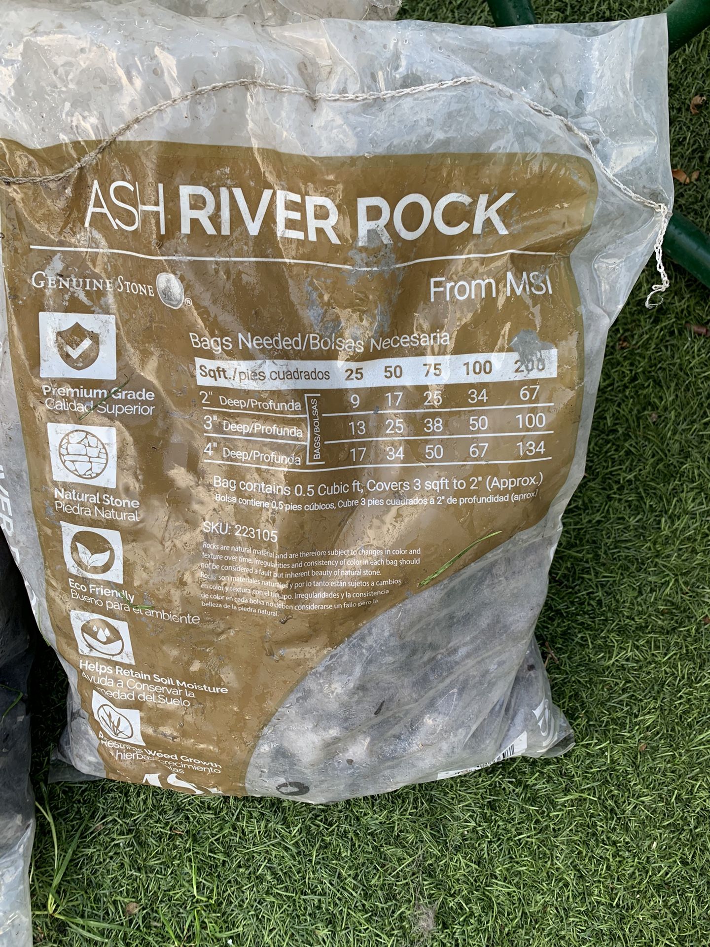 Ash Beach Pebbles 0.5 cu. ft. per Bag Landscape Rock