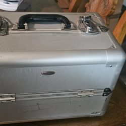 Metal Makeup Container 