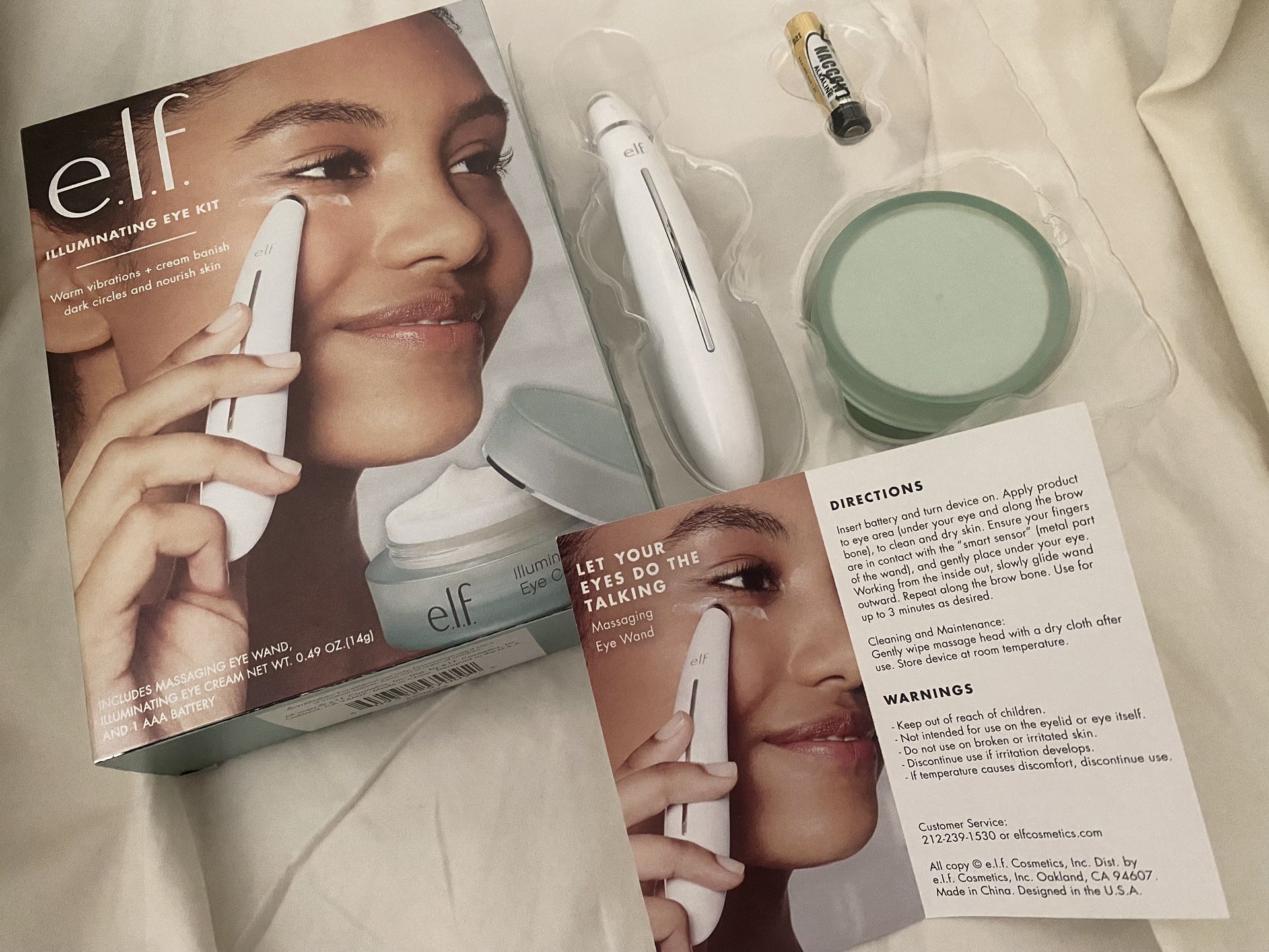 e.l.f. Illuminating Eye Wand with Smart Sensor and Cream Kit Brand New Never Used