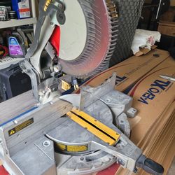 Dewalt Mitre Saw