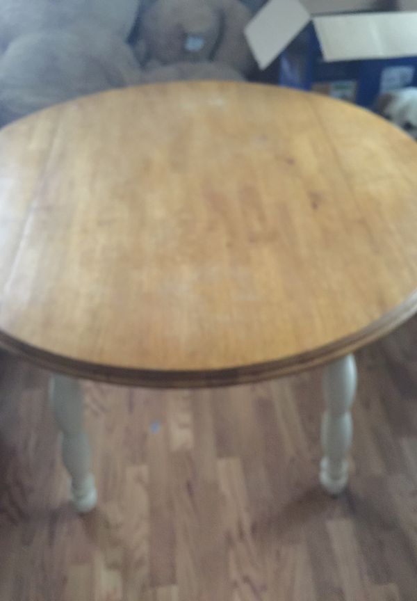 Round Table Household In Joint Base Lewis Mc Wa Offerup