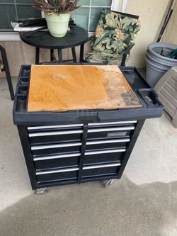 Craftsman Rolling Tools Cart With Electric Outlet