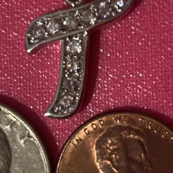 Sterling Silver 925 Pendant With Nice Crystal Stines