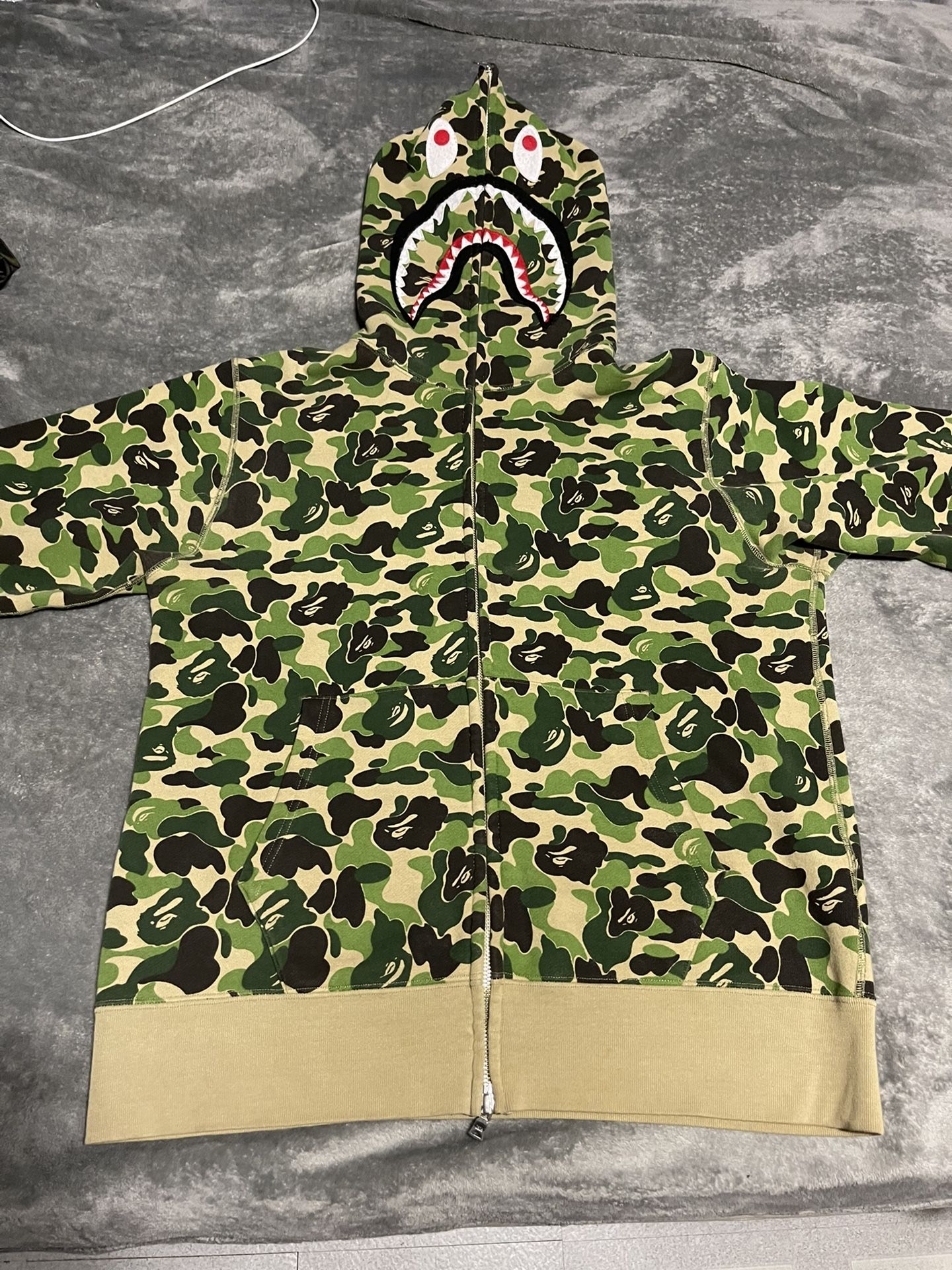 Bape Hoodie Size L