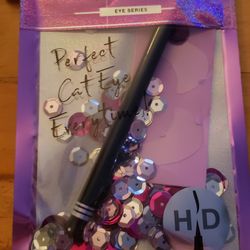 NEW PERFECT CAT EYE STENCILS AND EYE LINER