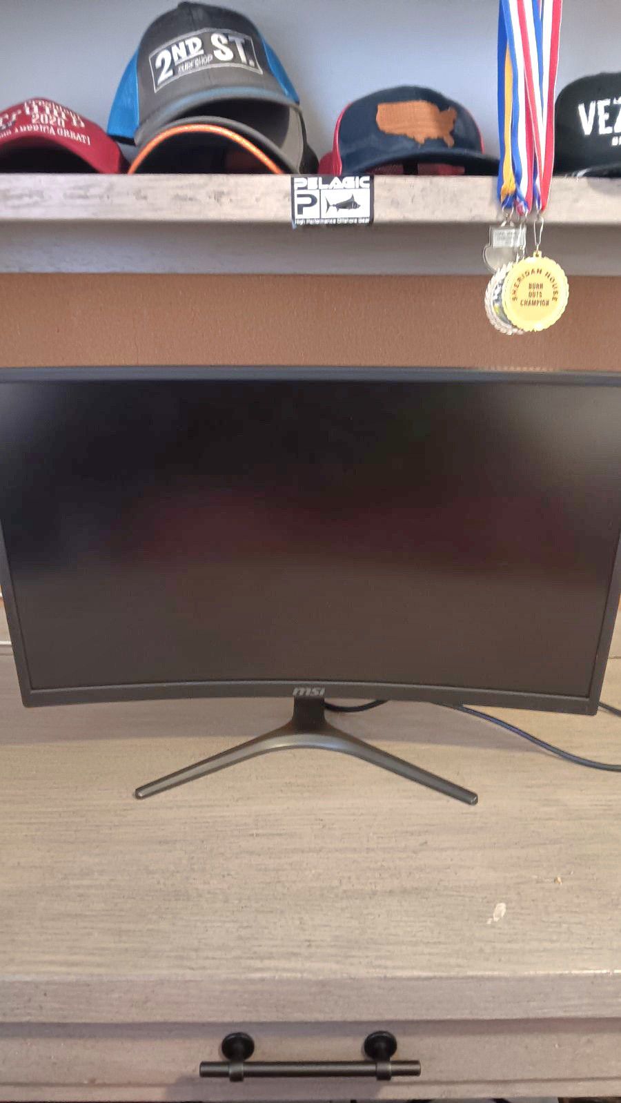MSI CURVED PC Monitor 28 In