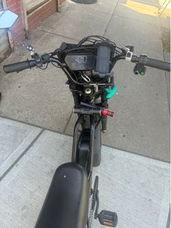 No charger in the back tire pop
