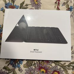 Apple Smart Keyboard For iPad-Black