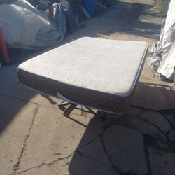 Pop Up Frame With Mattress 