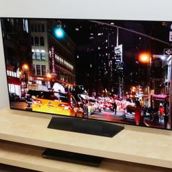 LG 65" OLED 4K HDR TV + wall Mount + Roku