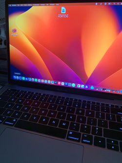 2017 MacBook Pro i5 8gb Fl Studio Ableton Logic