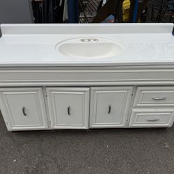 Bathroom Vanity W/ Countertop & Sink