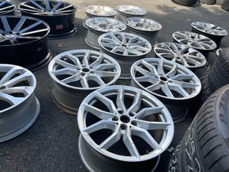 Used set of rims 18 inch OEM AUDI 5x112 +39 350$ for 4 rims plus tax . Sold AS IS. Mount available but not included. Wheel alignment available. Cit