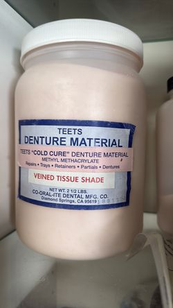 Acrylic cold cure denture material 2 1/2 pounds