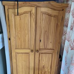 Armoire Cabinet