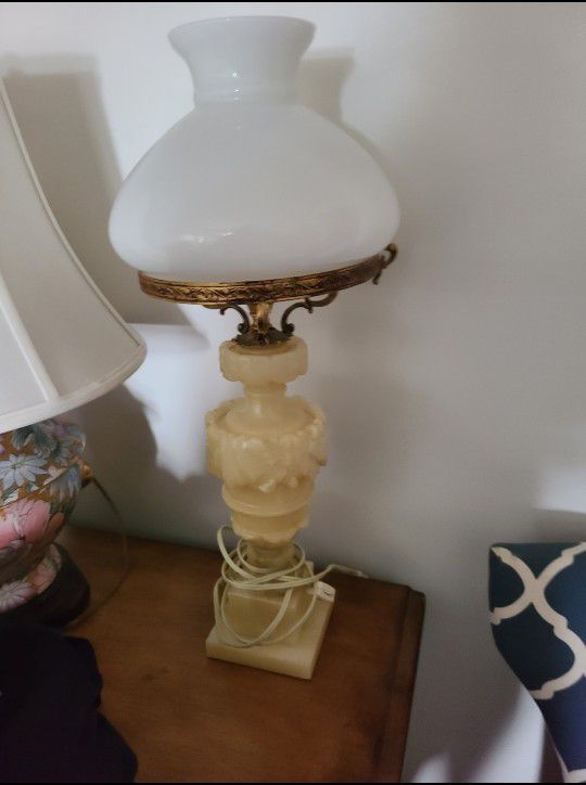 Alabaster Vintage Lamp 
