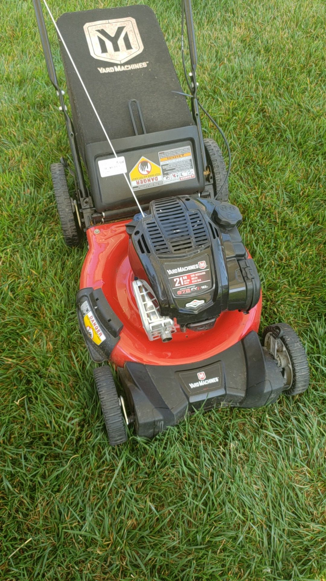 Yard Machines 21" 675 exi 163 cc Lawn Mower